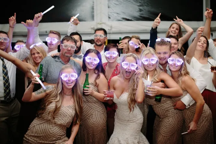 Fun Ways to Keep Guests Engaged at Your Wedding
